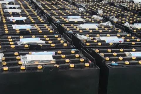 成都崇州艾亚特叉车蓄电池回收-新能源电池回收